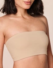 Load image into Gallery viewer, nueskin Ines Strapless Bandeau in color Appleblossom and shape bandeau
