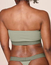 Load image into Gallery viewer, nueskin Robin in color Tea and shape bandeau
