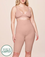 Load image into Gallery viewer, nueskin Kaylee High-Compression Half-Legging in color Rose Cloud and shape legging
