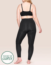 Load image into Gallery viewer, nueskin Lilya High-Compression Legging in color Jet Black and shape legging
