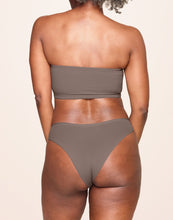 Load image into Gallery viewer, nueskin Ines Strapless Bandeau in color Deep Taupe and shape bandeau
