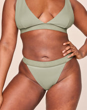 Load image into Gallery viewer, nueskin Tess in color Tea and shape thong
